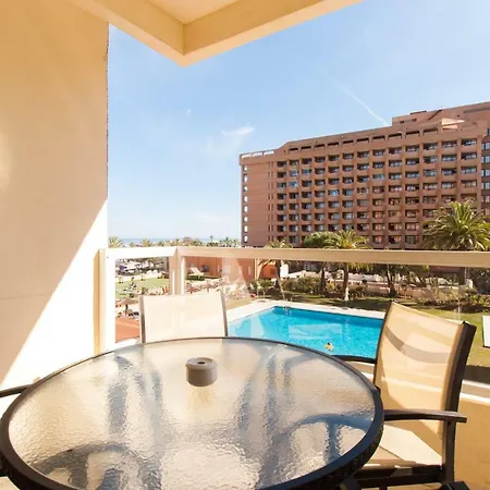 Apartment Pyr Private Sunny Pool Side